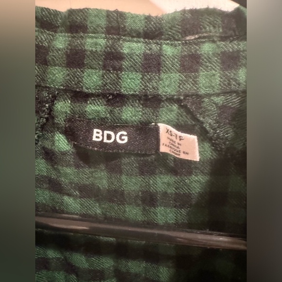 Oversized “boyfriend” flannel! - Picture 4 of 5